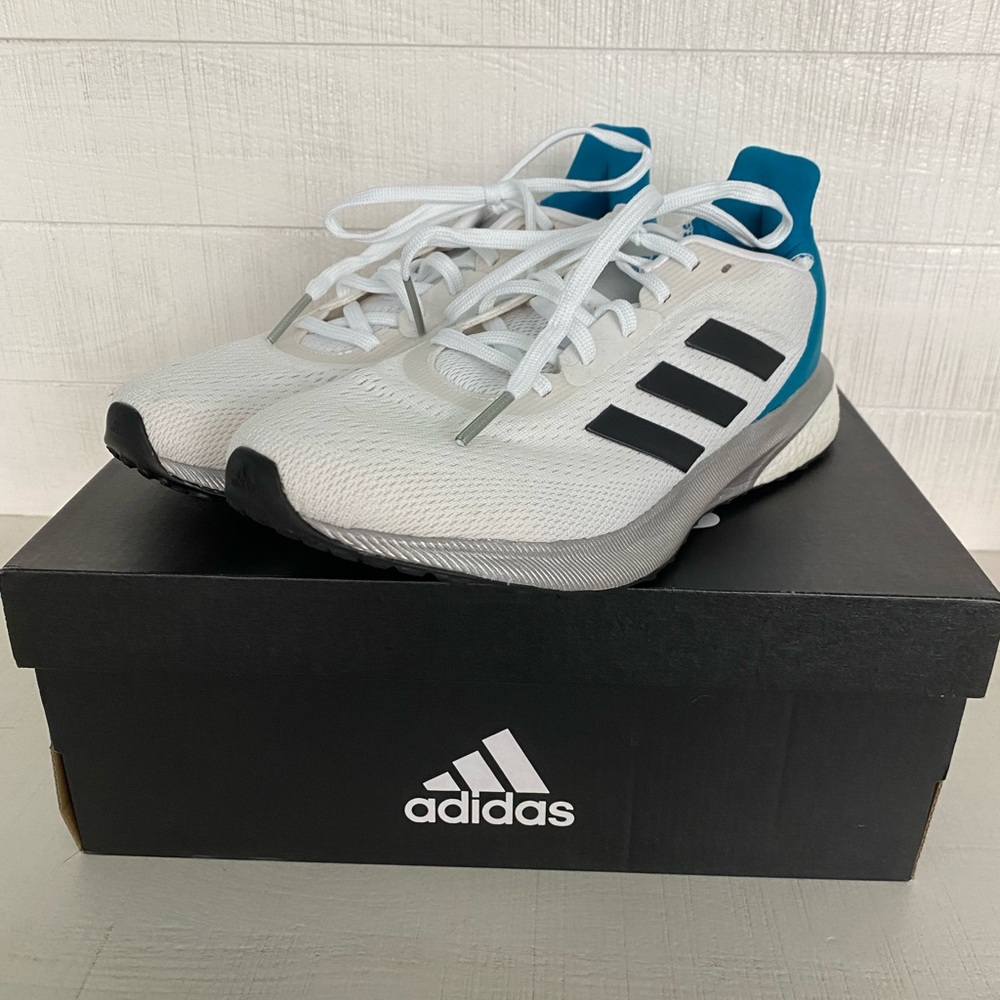 Adidas shoes ✨ - size 7.5